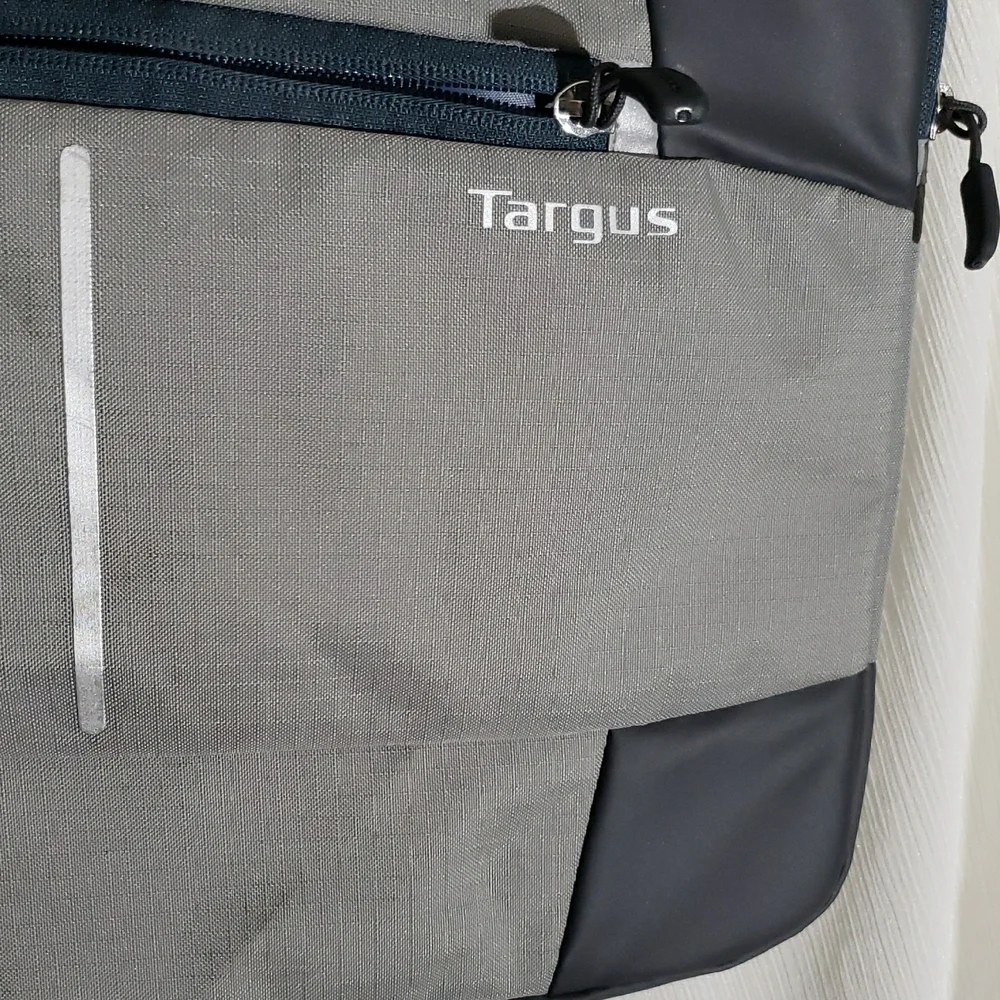 Targus Gray and Black Men's Laptop Bag